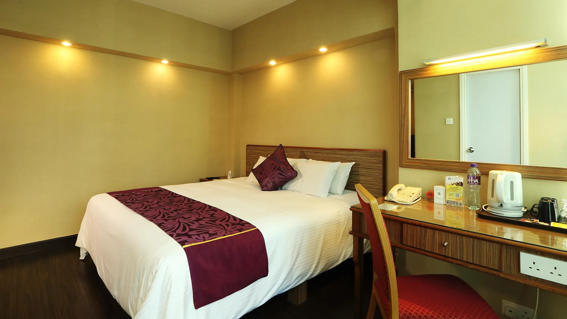 The Imperial Hotel Hongkong 3*,  Kina