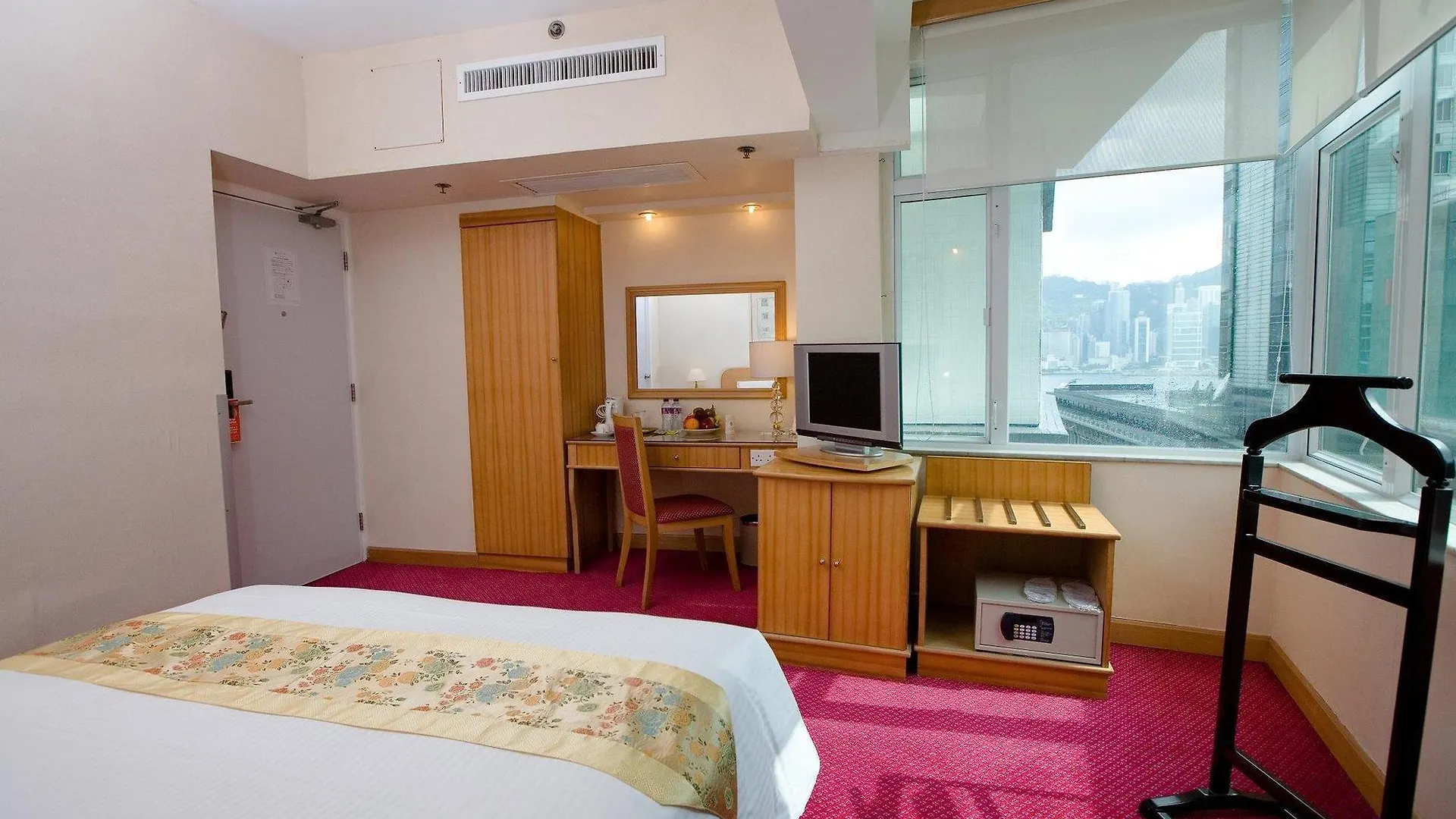 ***  The Imperial Hotel Hongkong Kina