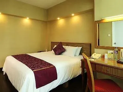 The Imperial Hotel Hongkong 3*,