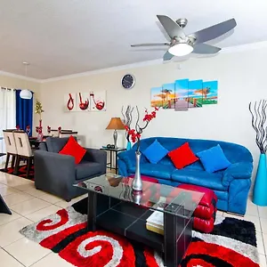 Holiday home The Oasis I, Country Club 