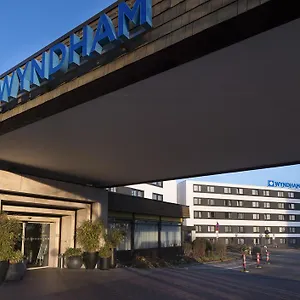 Hotel Wyndham Stuttgart Airport Messe ****